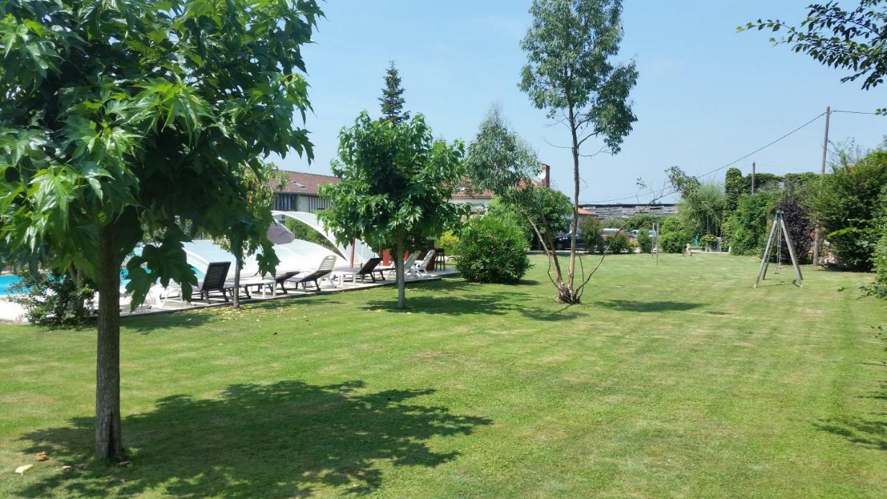 Gite 3, Domaine Logis Gascogne Saint-Justin  エクステリア 写真